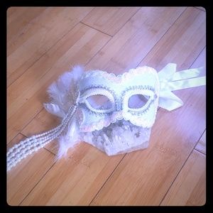 MASQUERADE MASK